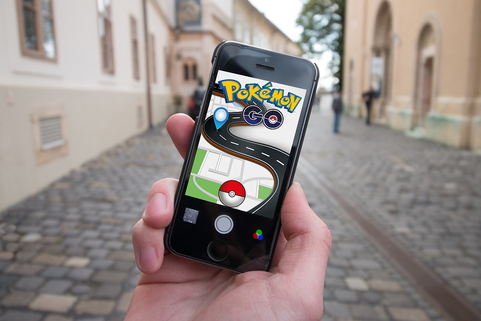 pokemon-go in the street